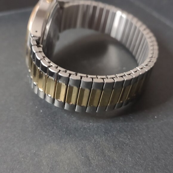 7.5 Inch Milan Two Tone Stretch Watch - Picture 9 of 13